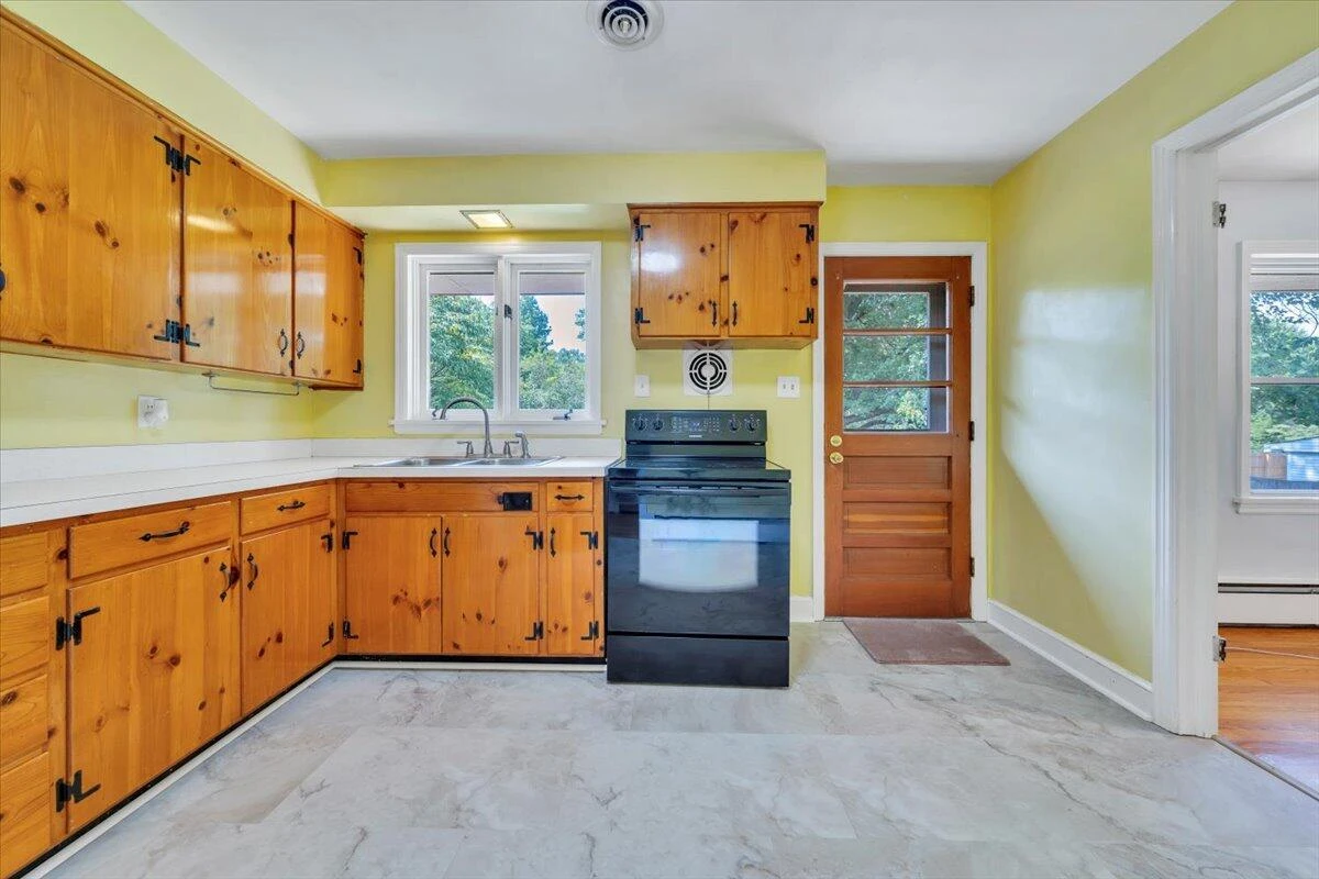 4035 Belford ST - Photo 15