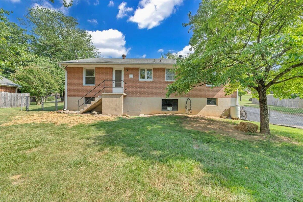 4035 Belford ST - Photo 31