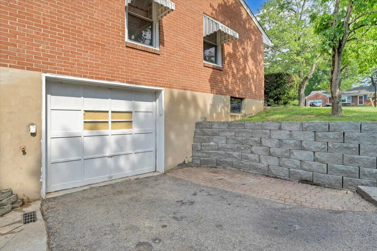 4035 Belford ST - Photo 39