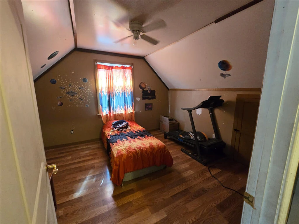 1213 Tazewell AVE - Photo 10