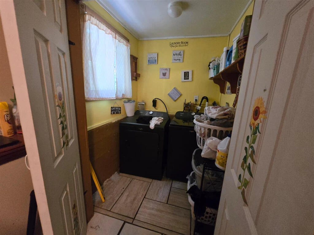 1213 Tazewell AVE - Photo 21