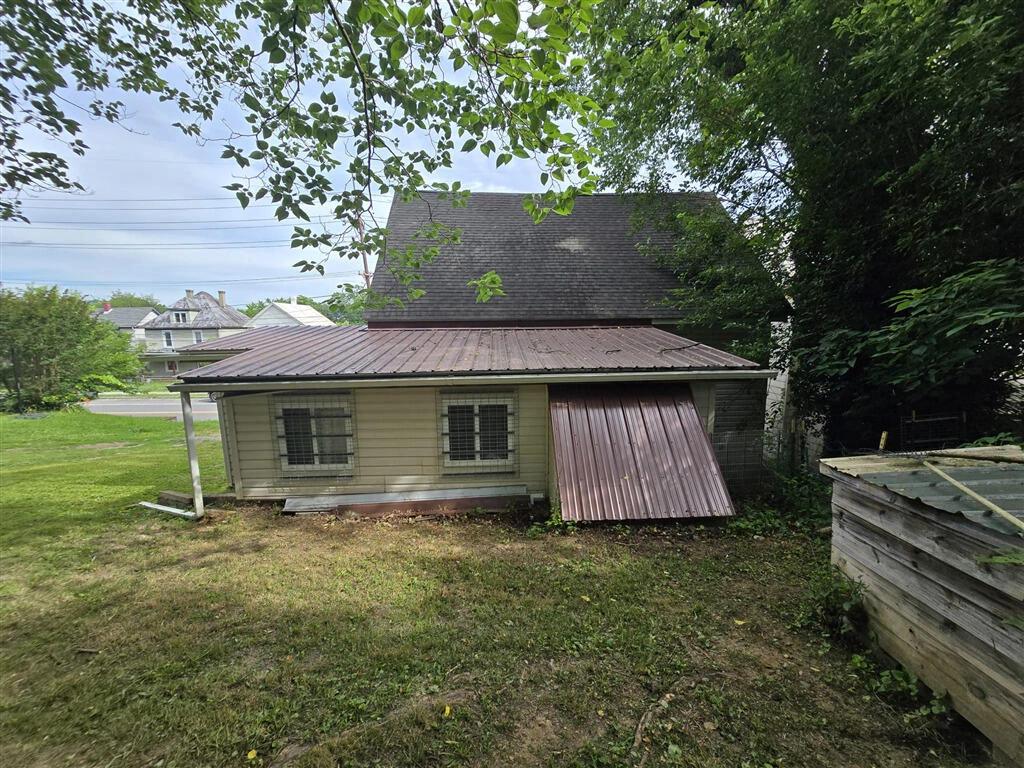 1213 Tazewell AVE - Photo 23