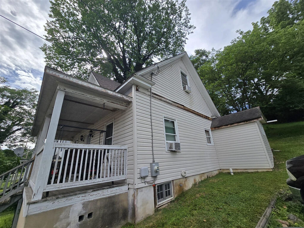 1213 Tazewell AVE - Photo 24
