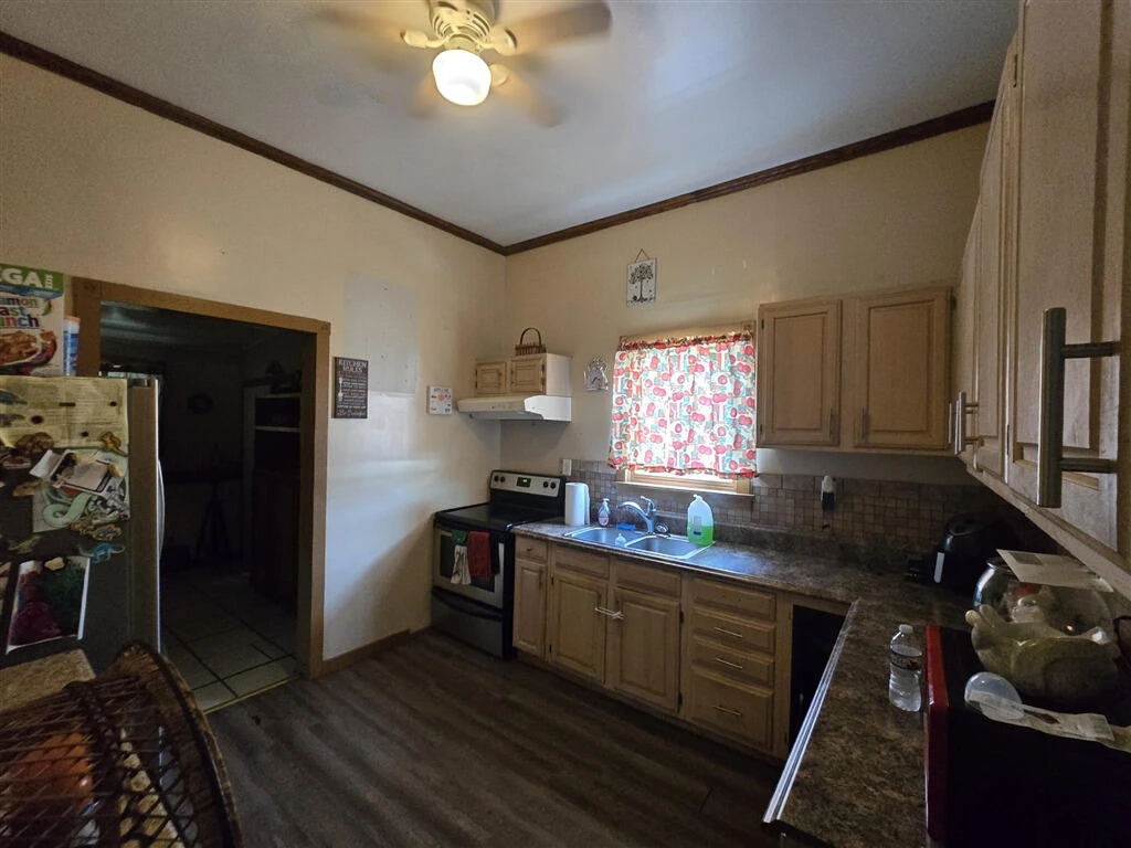 1213 Tazewell AVE - Photo 4