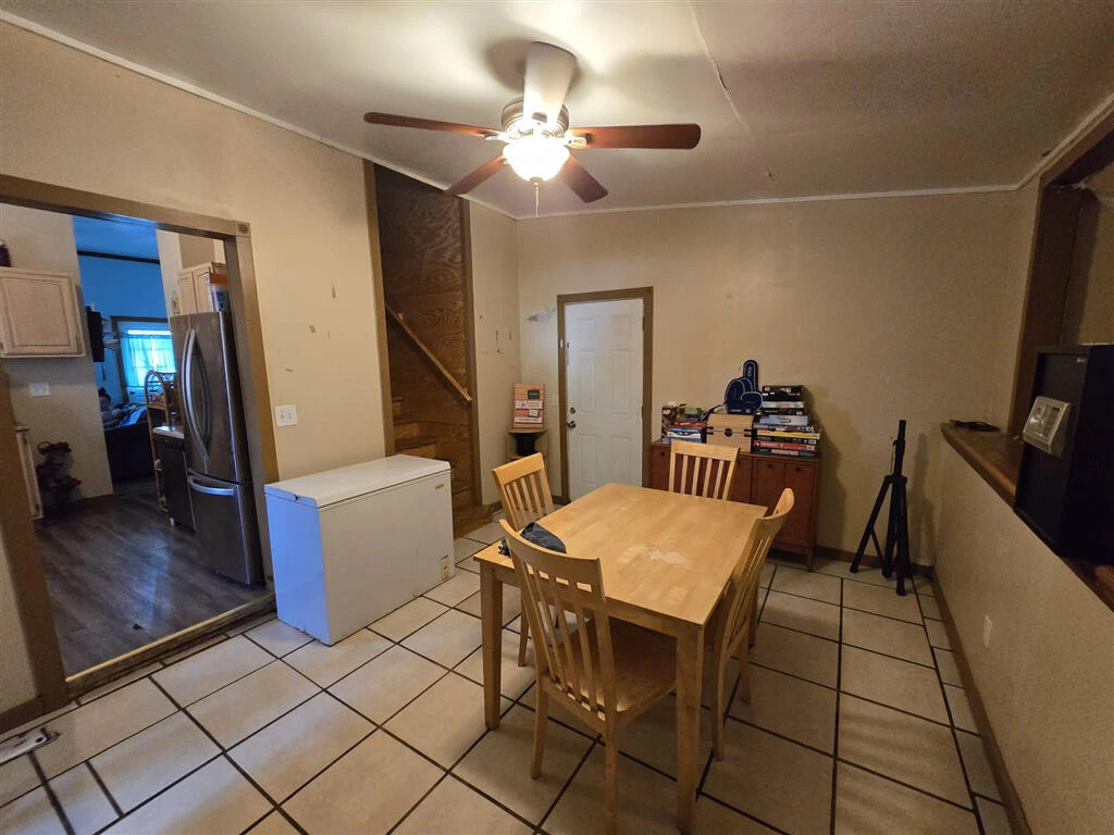 1213 Tazewell AVE - Photo 6