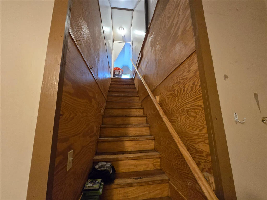 1213 Tazewell AVE - Photo 8