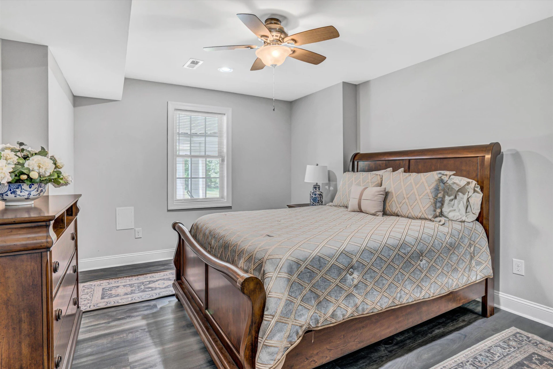 1258 Colby DR - Photo 56