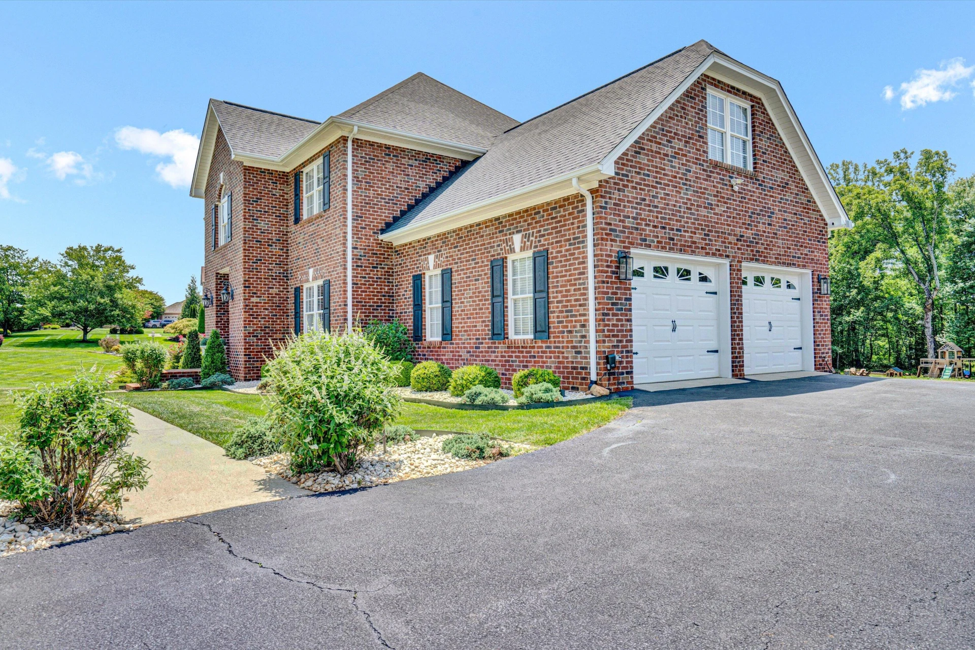 1258 Colby DR - Photo 69