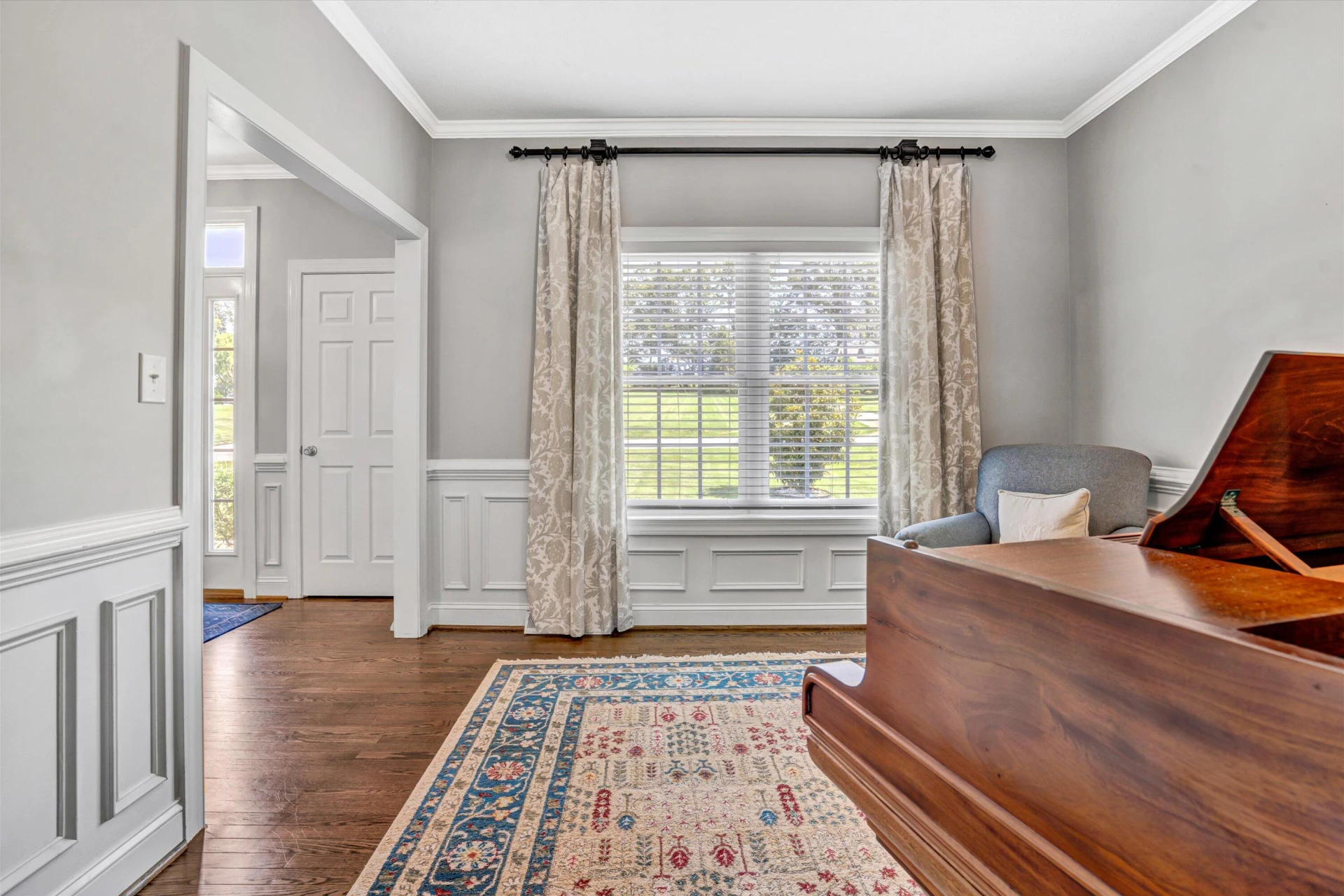 1258 Colby DR - Photo 8