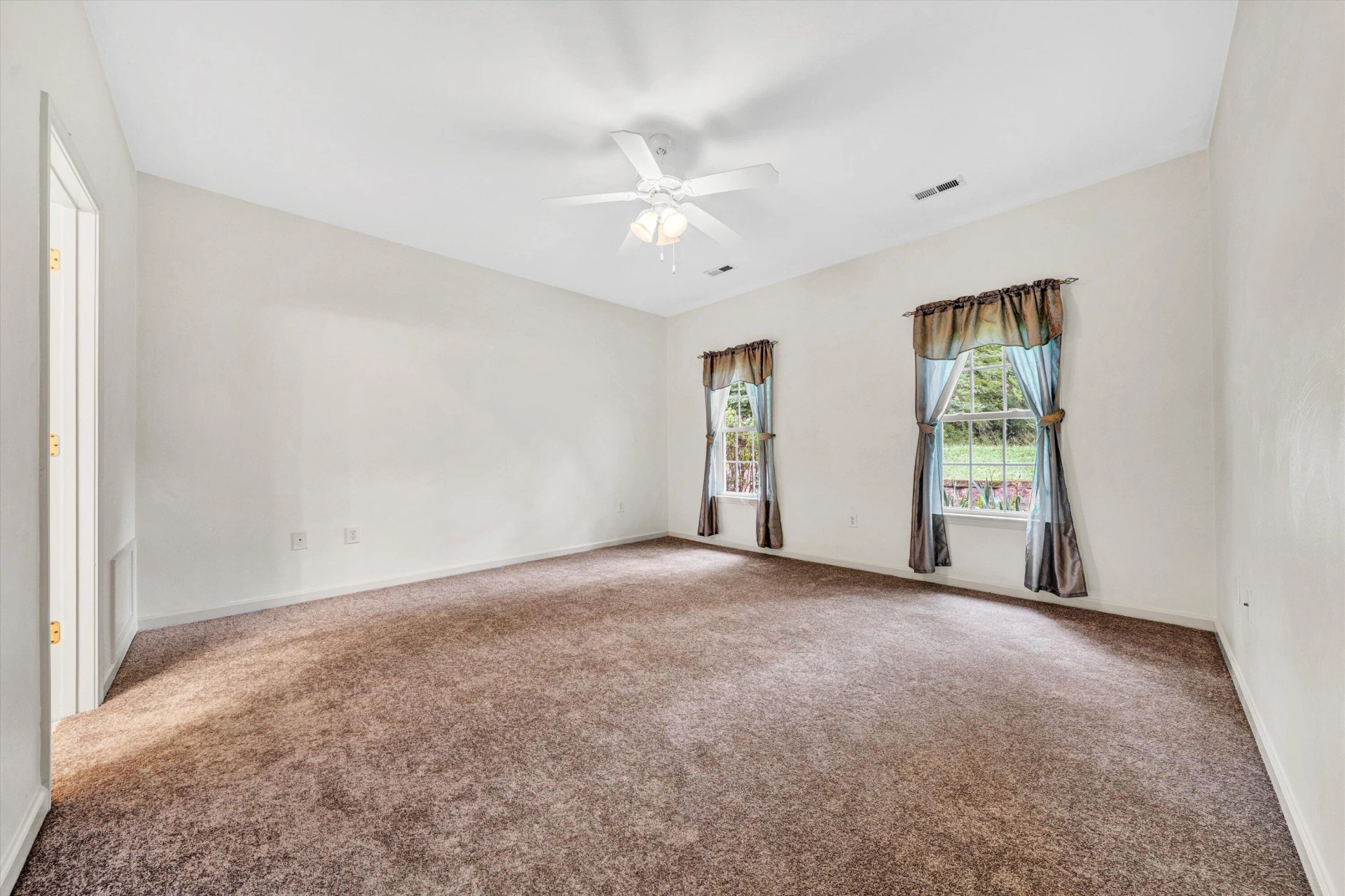 6617 Hartman CT - Photo 13