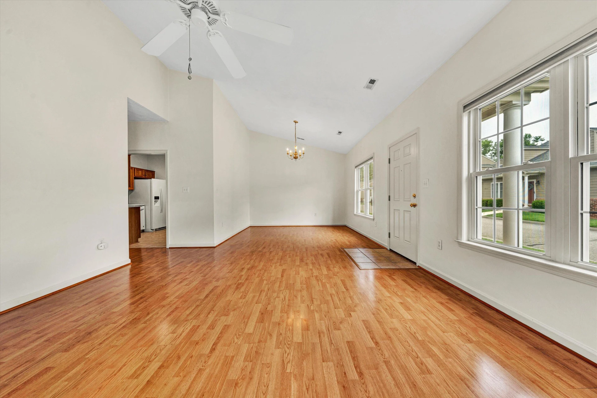 6617 Hartman CT - Photo 5