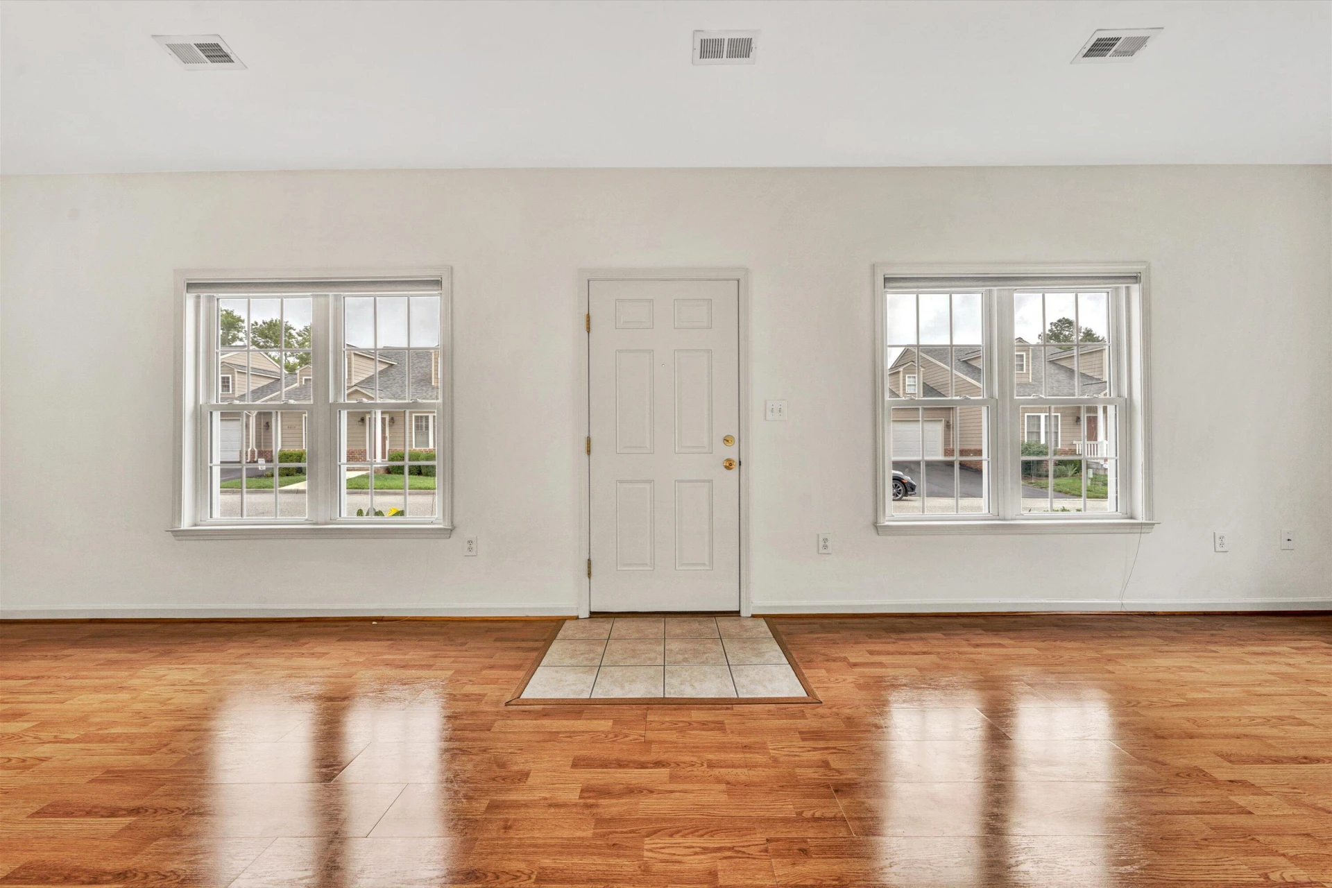 6617 Hartman CT - Photo 6