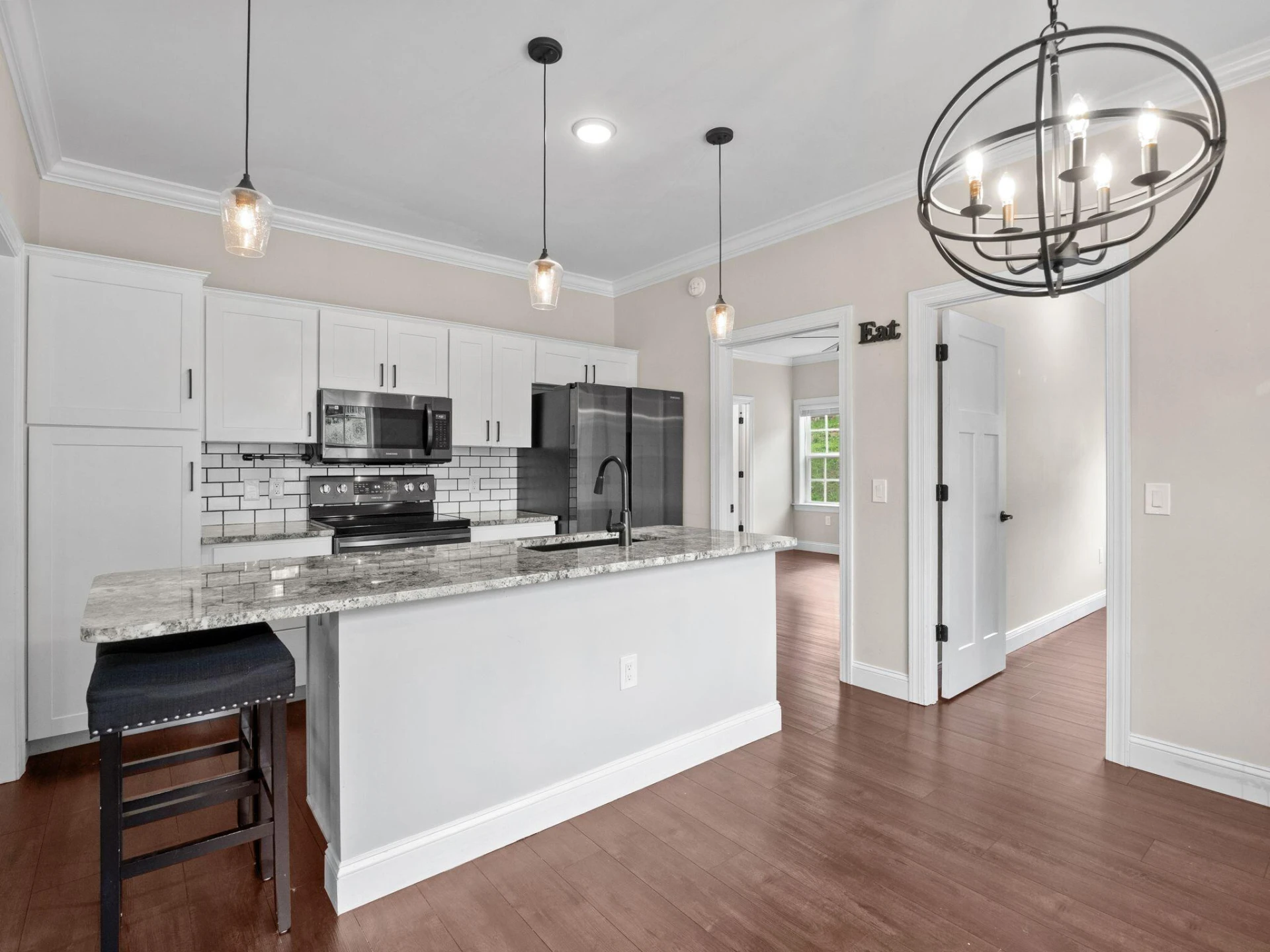 2912 Vinyard AVE - Photo 5