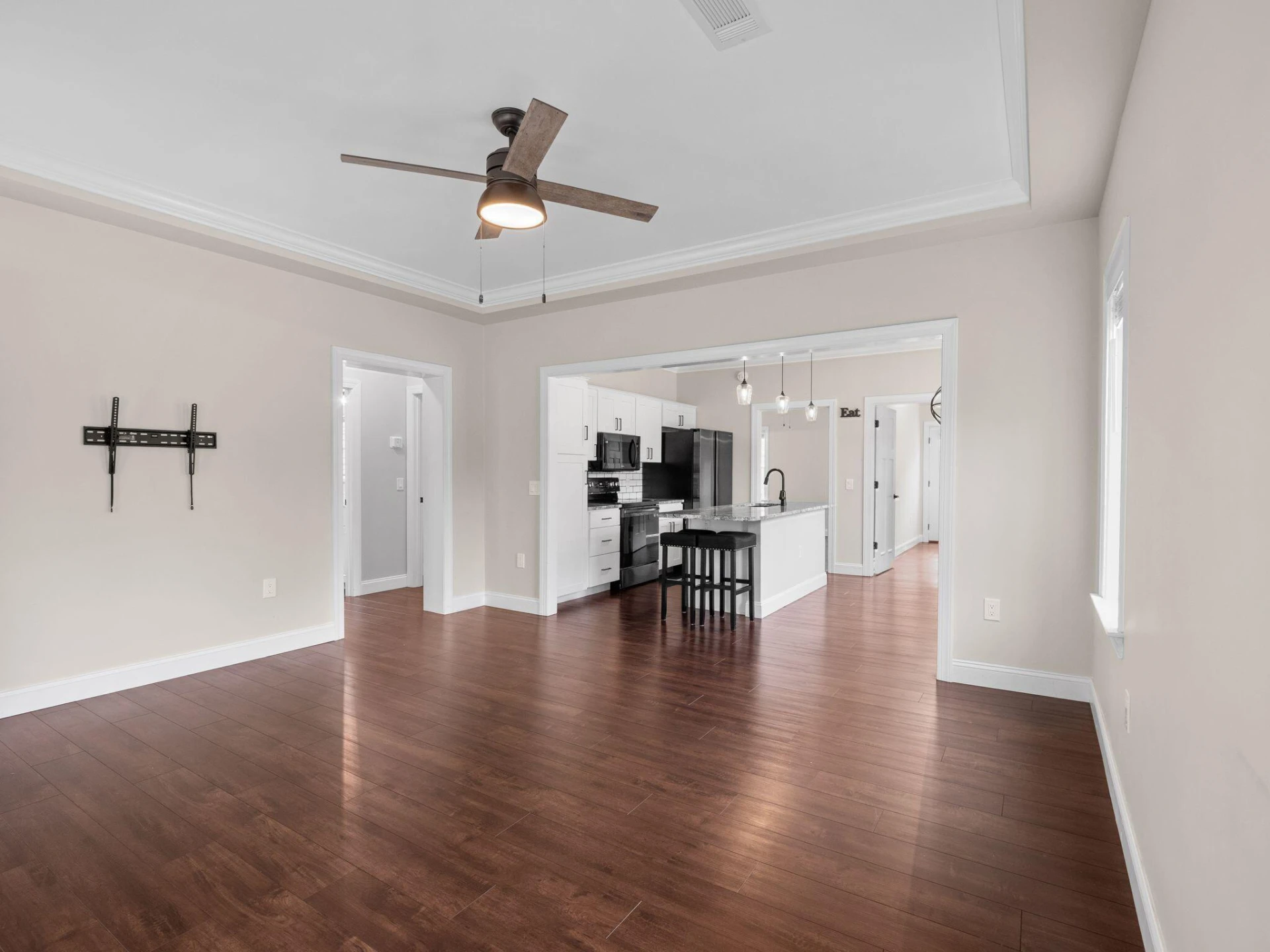 2912 Vinyard AVE - Photo 9