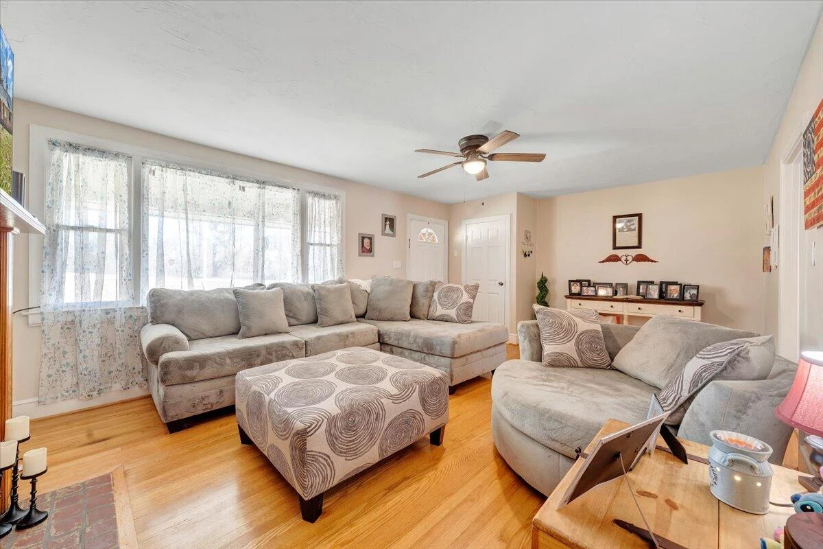 1409 Crooked Oak RD - Photo 11