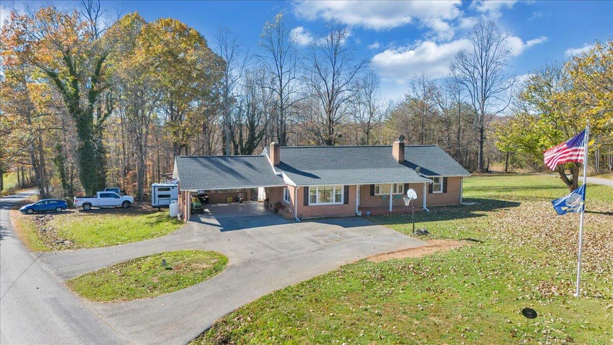 1409 Crooked Oak RD - Photo 2