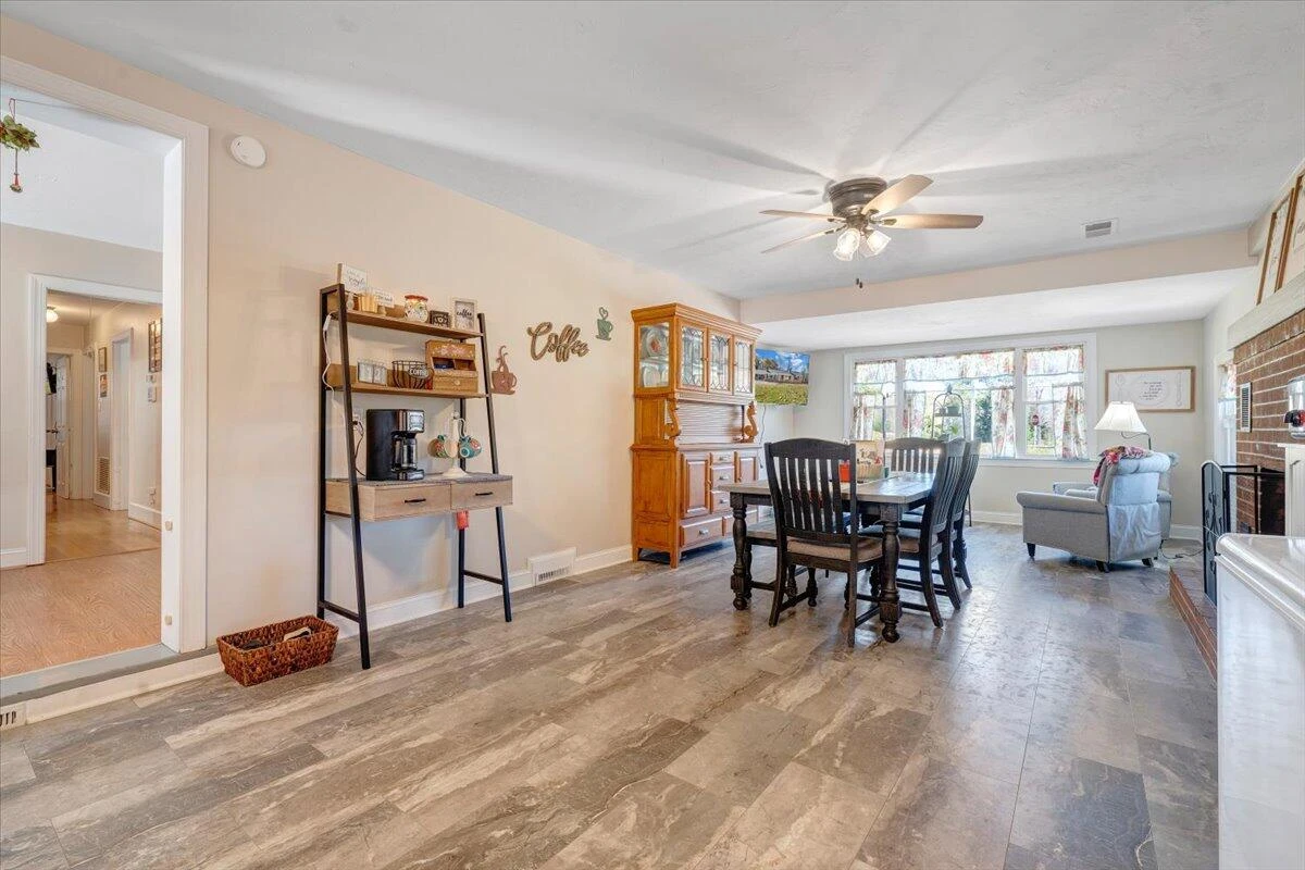 1409 Crooked Oak RD - Photo 23