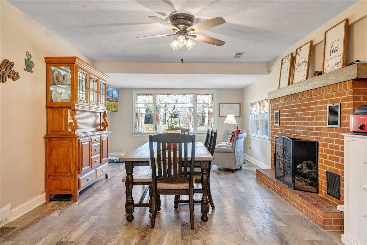 1409 Crooked Oak RD - Photo 25