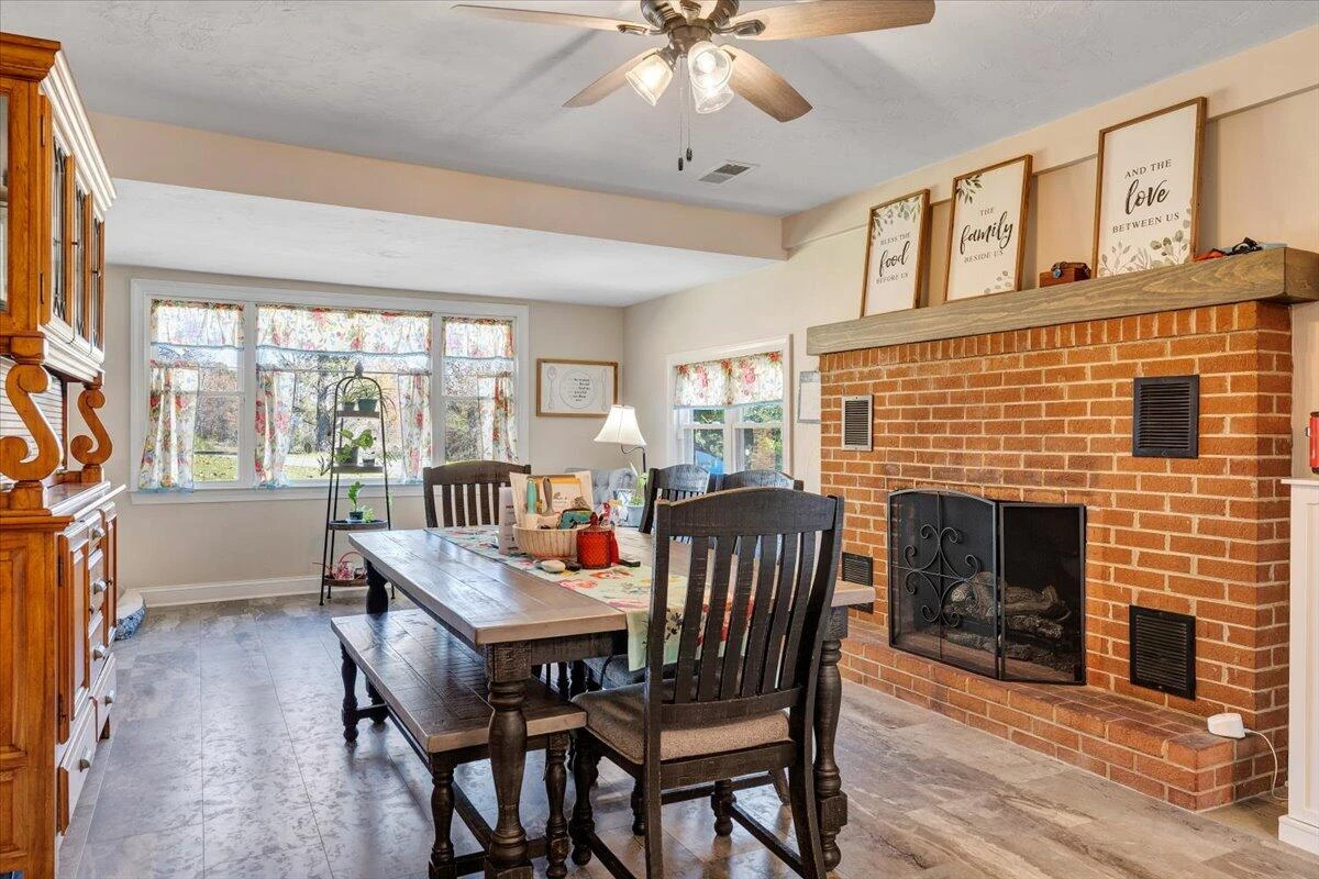 1409 Crooked Oak RD - Photo 26
