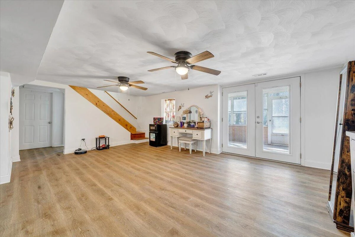 1409 Crooked Oak RD - Photo 42