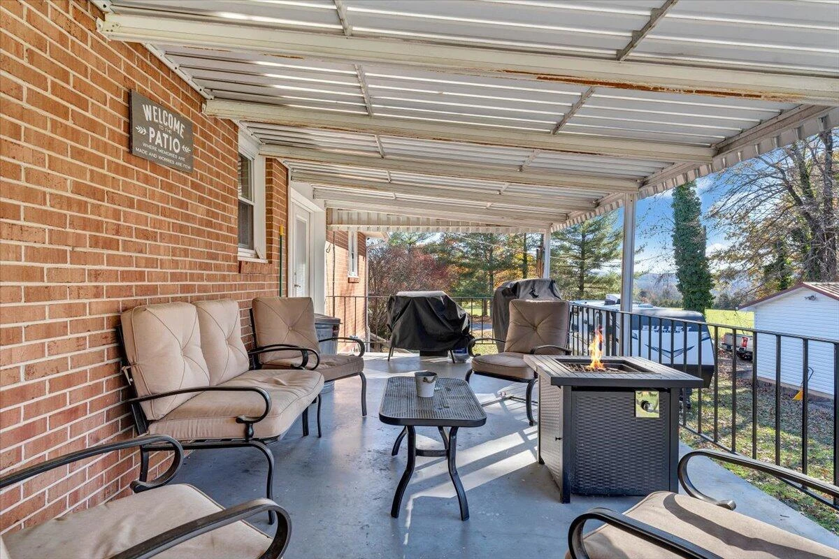 1409 Crooked Oak RD - Photo 52