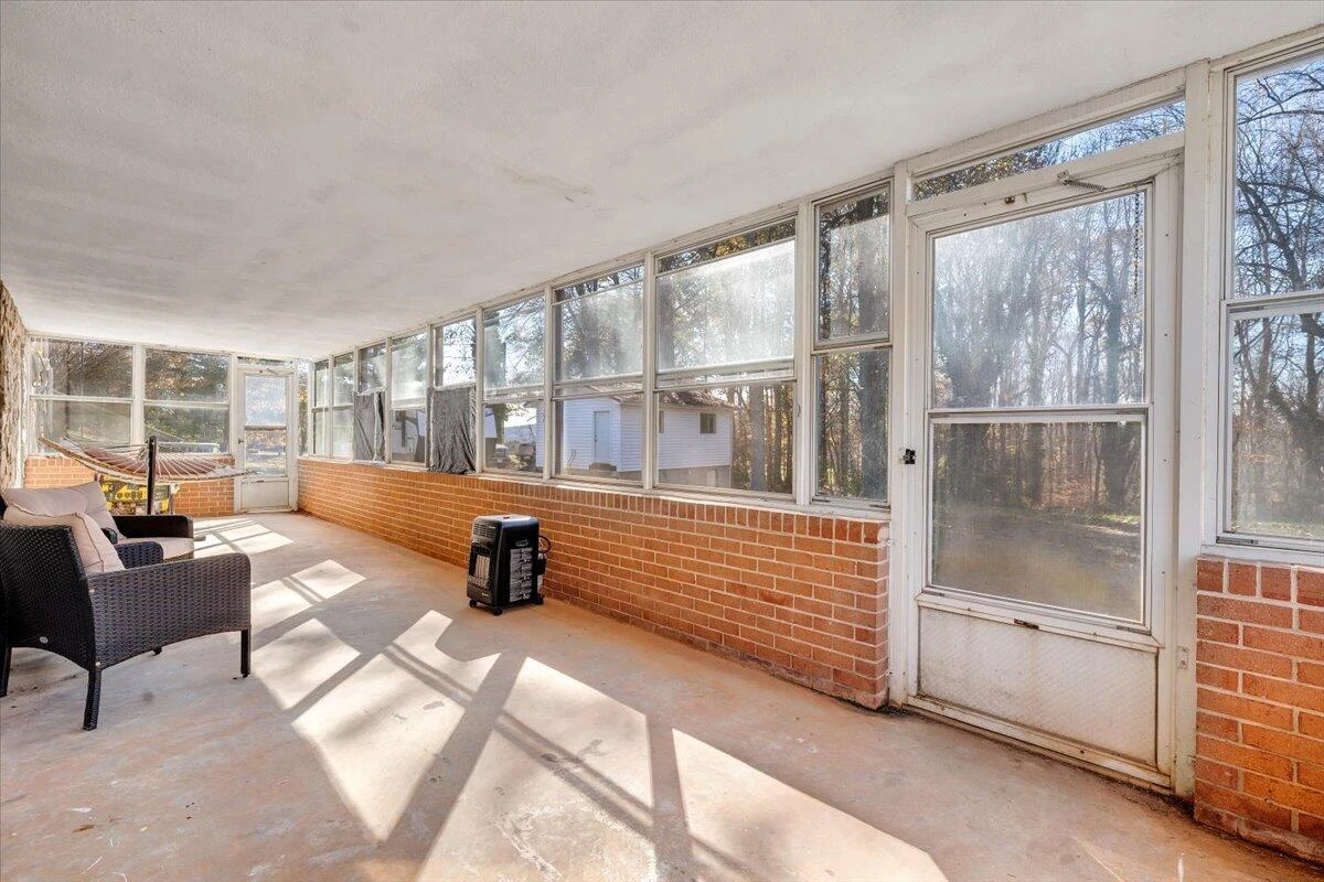 1409 Crooked Oak RD - Photo 58
