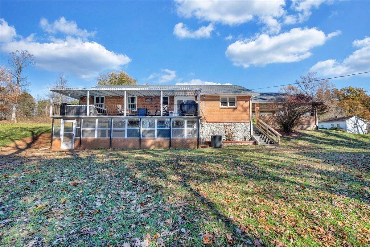 1409 Crooked Oak RD - Photo 62