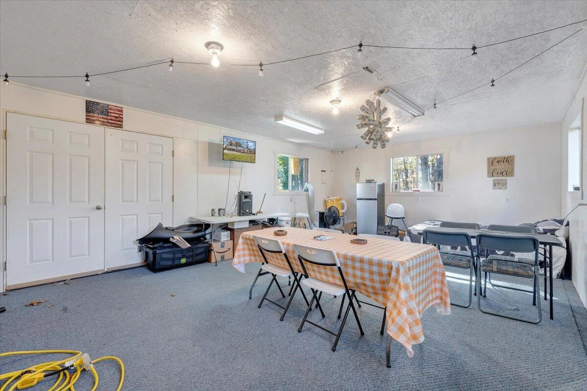 1409 Crooked Oak RD - Photo 67