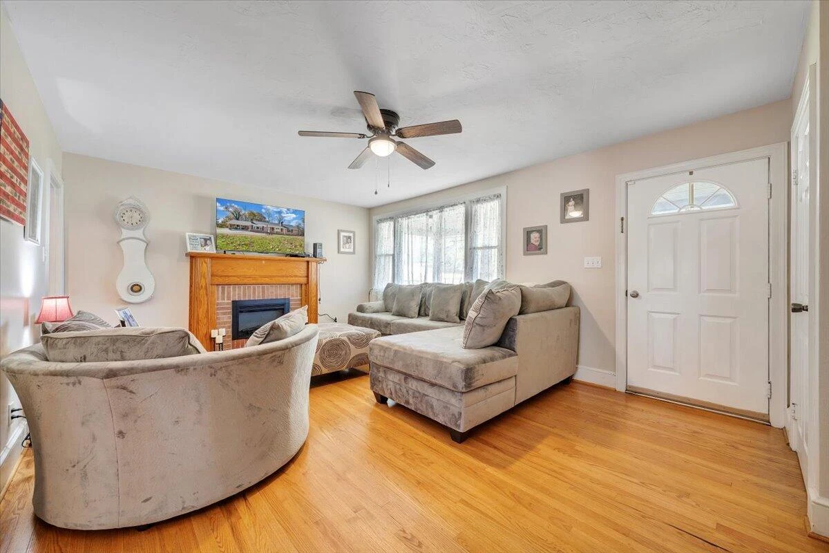 1409 Crooked Oak RD - Photo 7