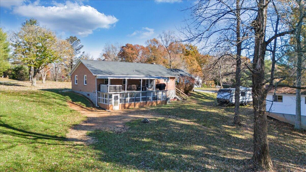 1409 Crooked Oak RD - Photo 75