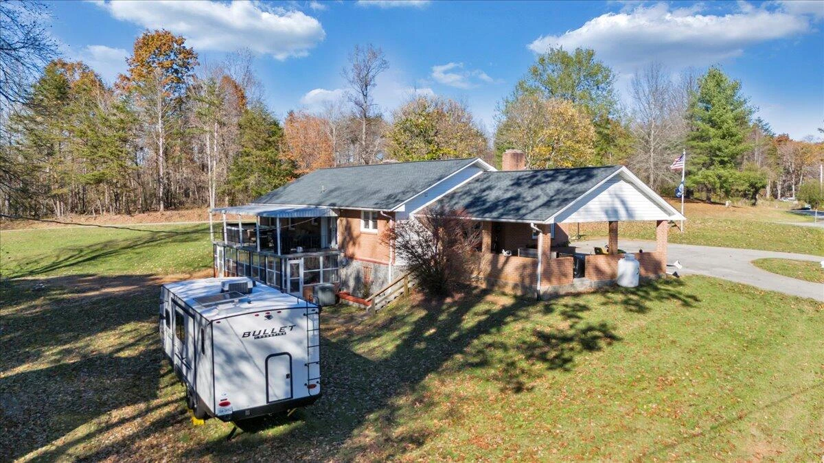 1409 Crooked Oak RD - Photo 76