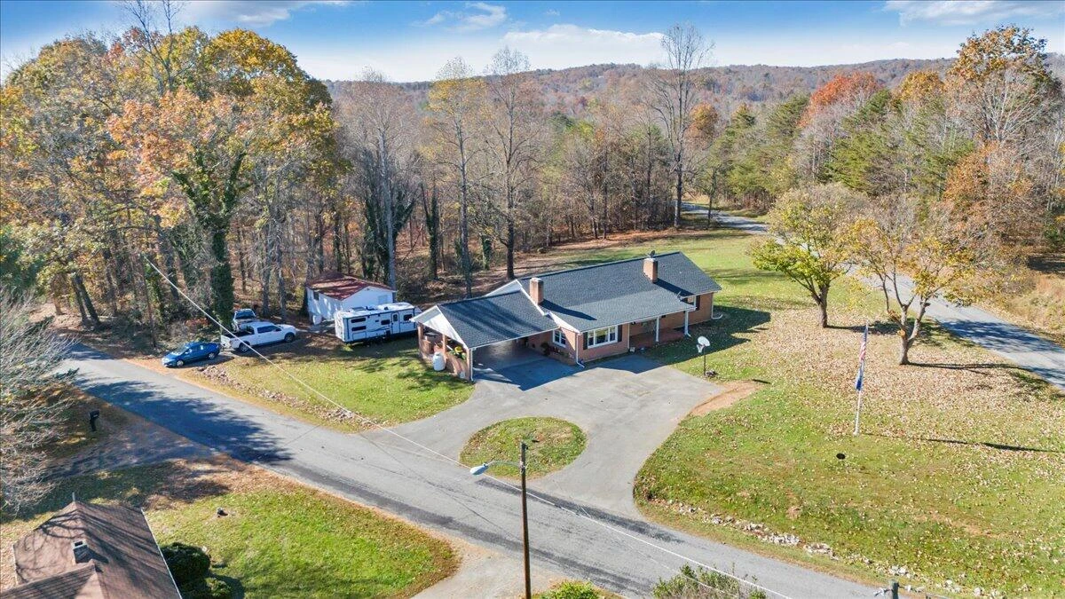 1409 Crooked Oak RD - Photo 92