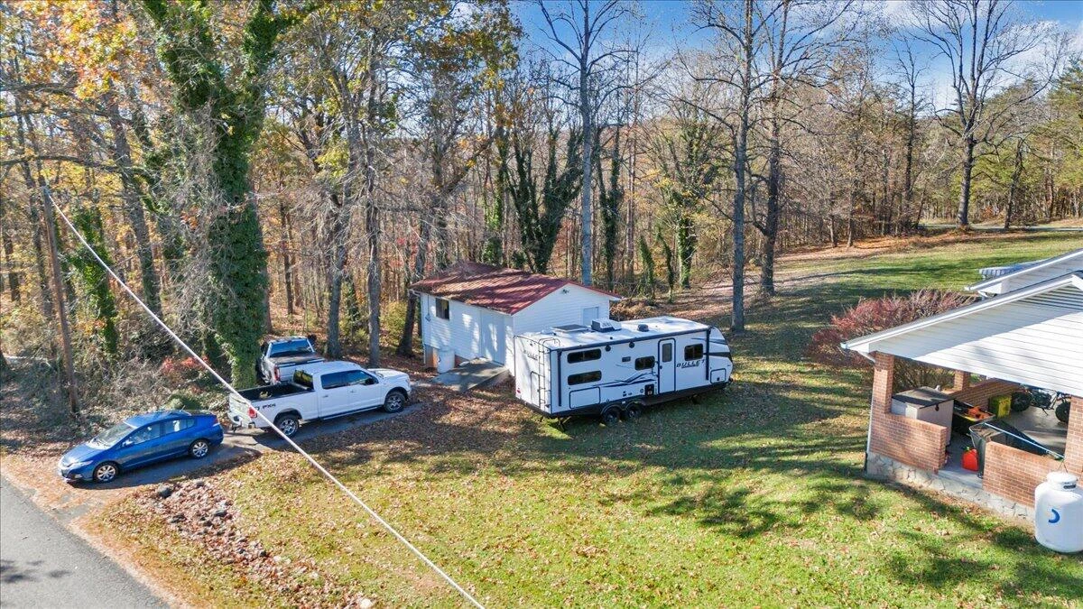 1409 Crooked Oak RD - Photo 93