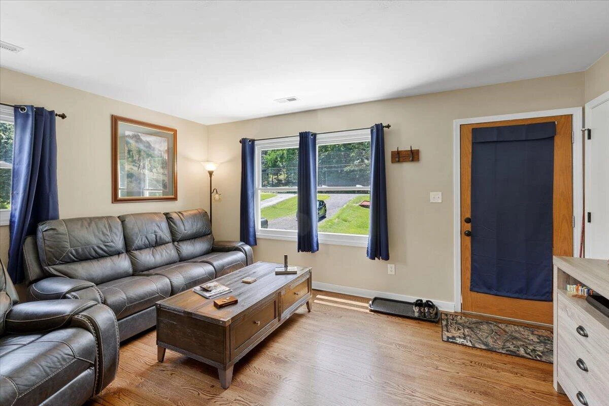 4851 Bradshaw RD - Photo 15
