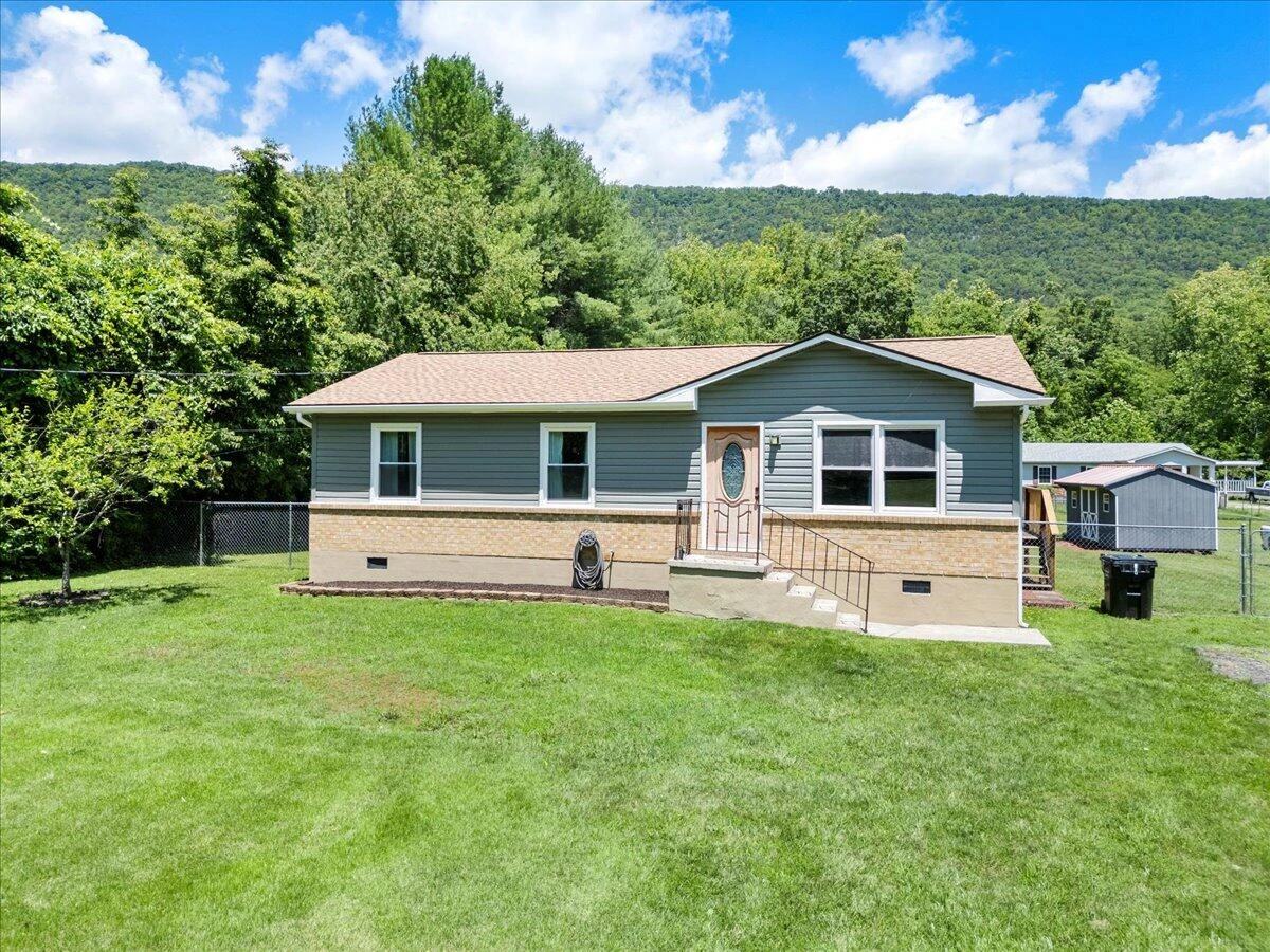 4851 Bradshaw RD - Photo 3