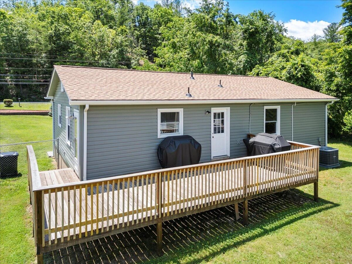 4851 Bradshaw RD - Photo 4