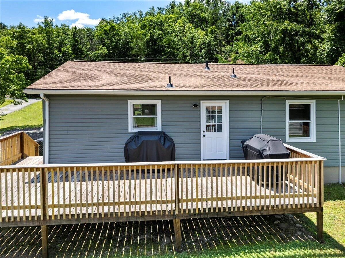 4851 Bradshaw RD - Photo 5
