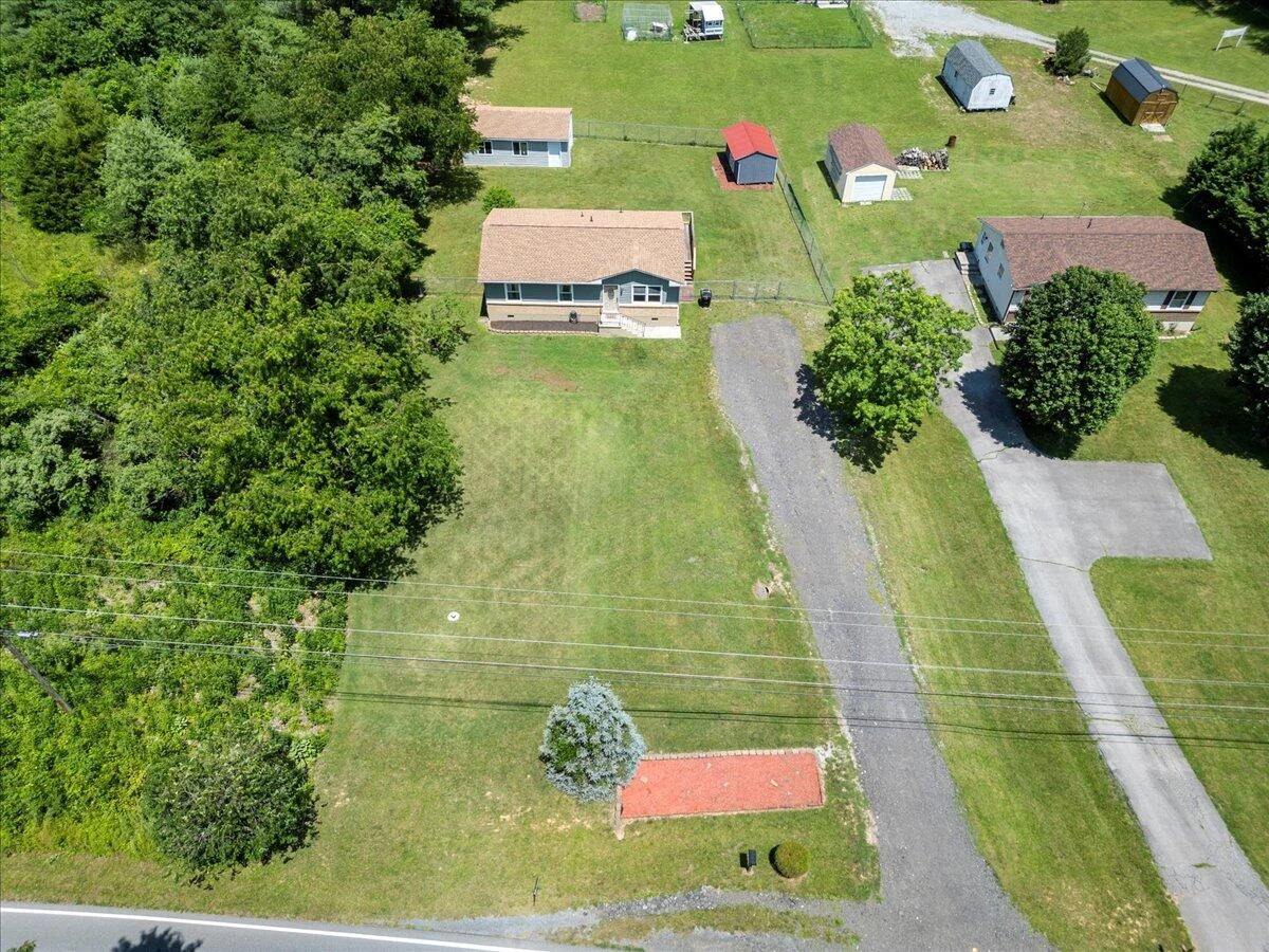 4851 Bradshaw RD - Photo 6