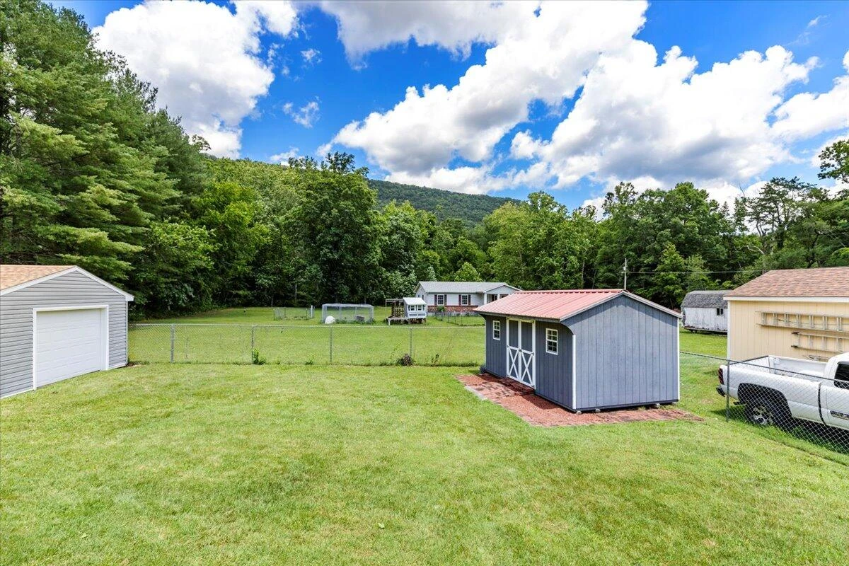 4851 Bradshaw RD - Photo 7