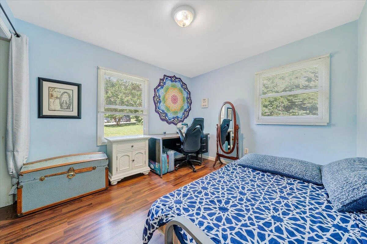 107 Wenwood DR - Photo 16