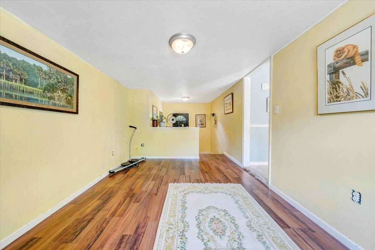 107 Wenwood DR - Photo 9