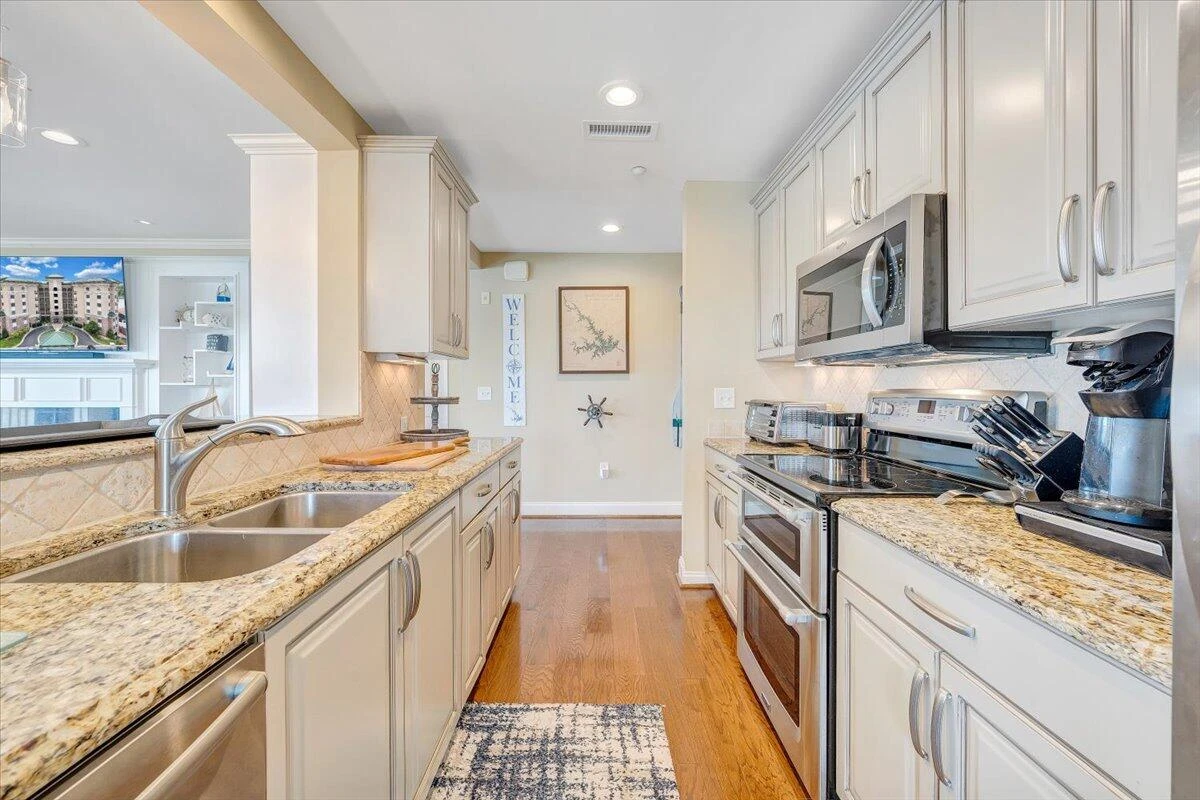 100 BRIDGEWATER POINTE PL #508 - Photo 17
