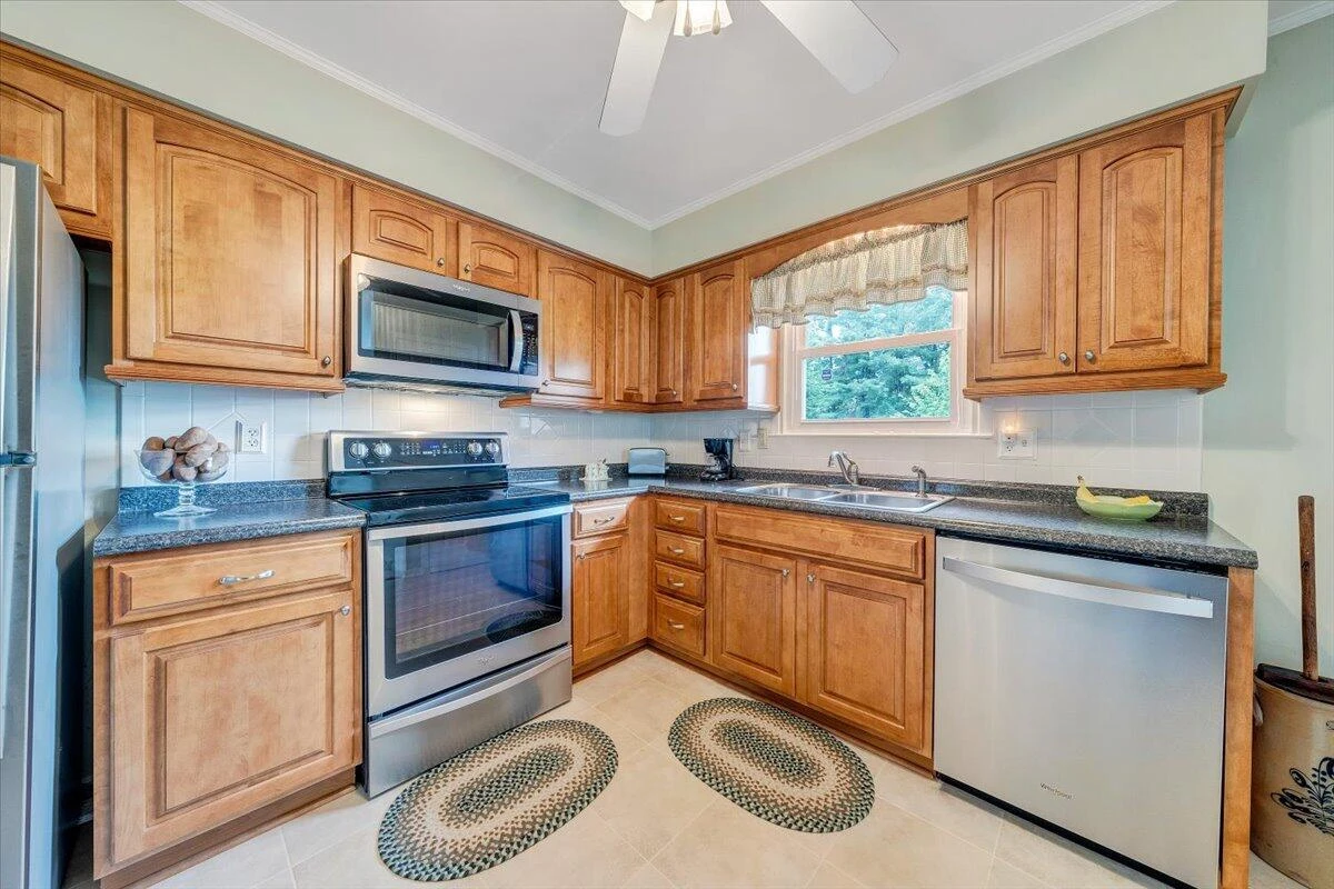 4722 Nelms LN - Photo 16