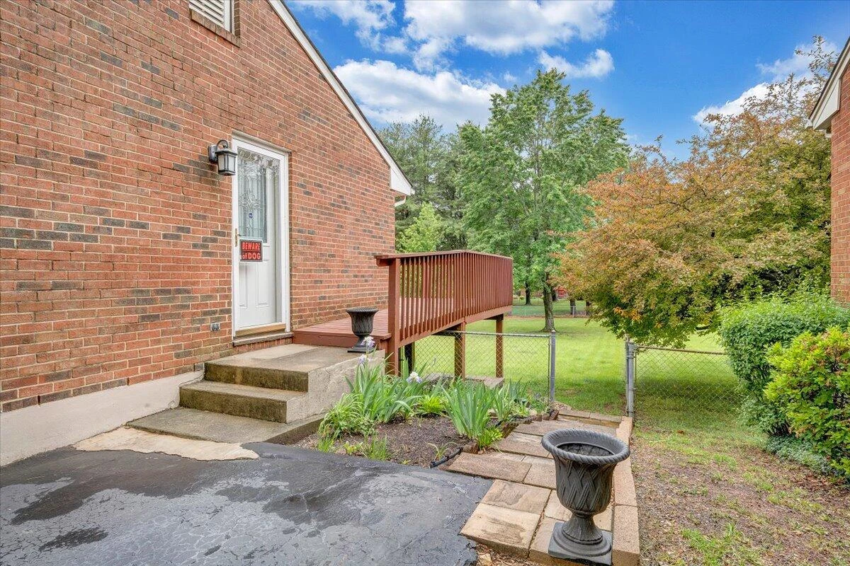 4722 Nelms LN - Photo 42