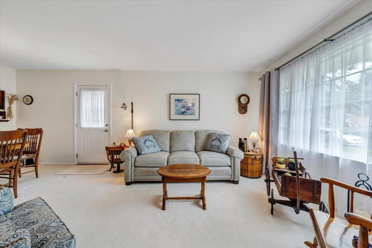 4722 Nelms LN - Photo 7