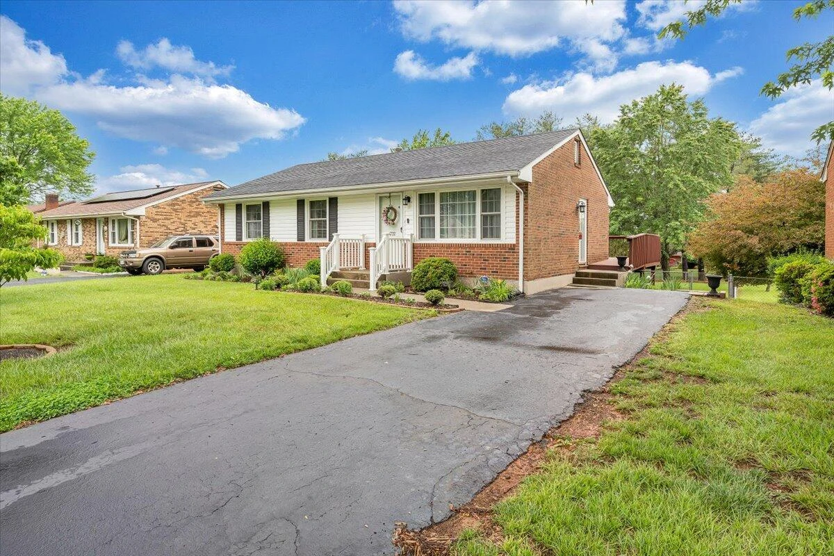 4722 Nelms LN - Photo 44