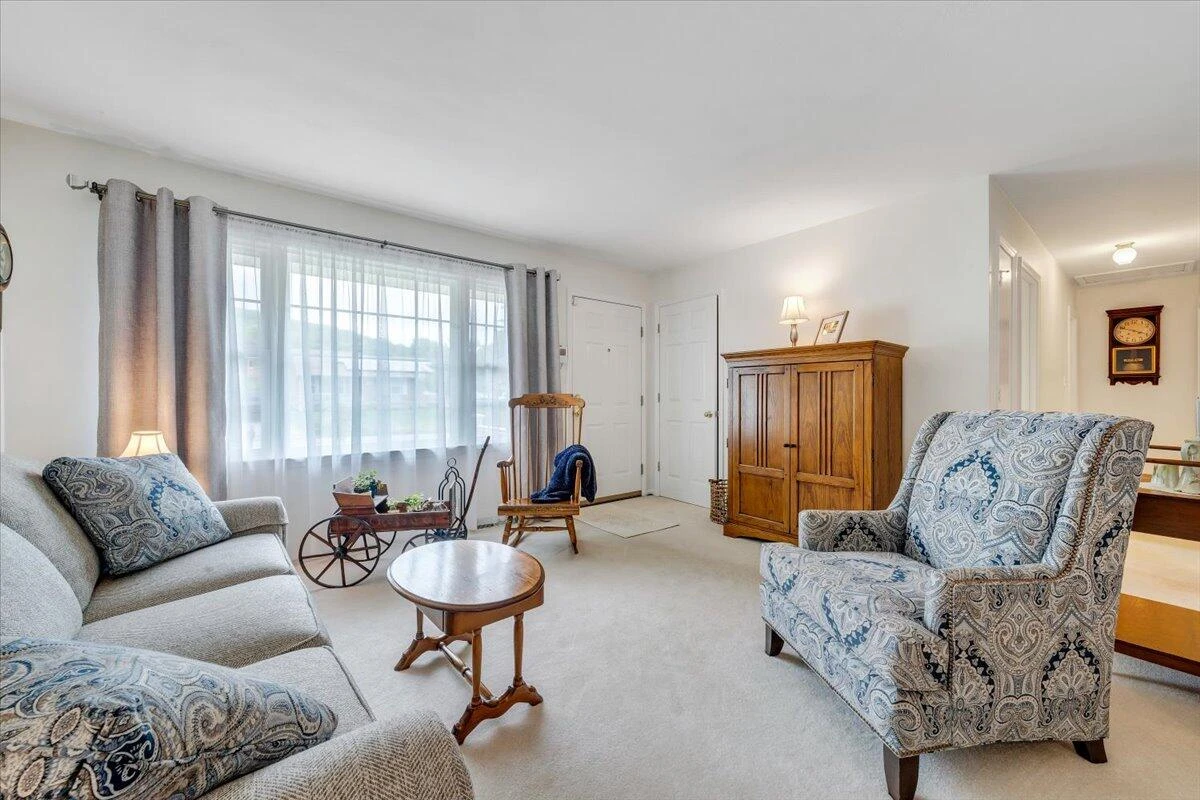 4722 Nelms LN - Photo 9