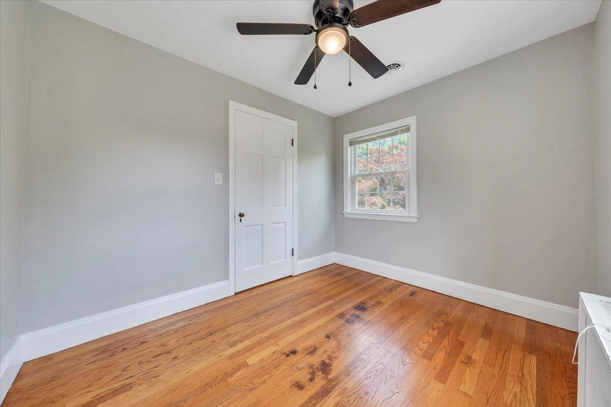 3433 Courtland RD - Photo 25