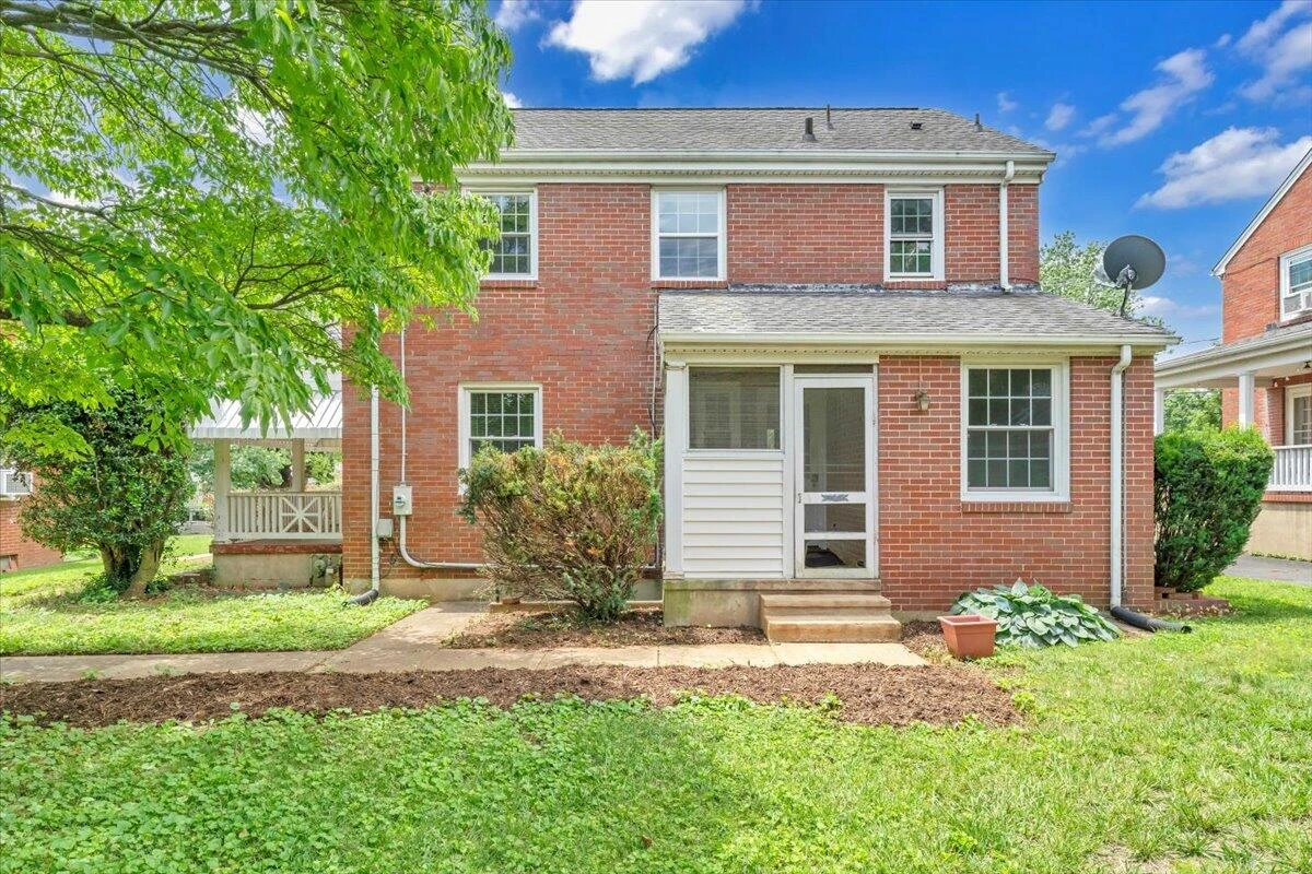 3433 Courtland RD - Photo 38
