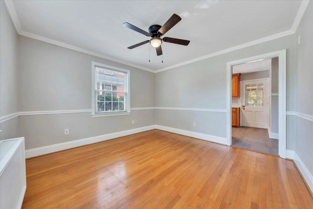 3433 Courtland RD - Photo 12